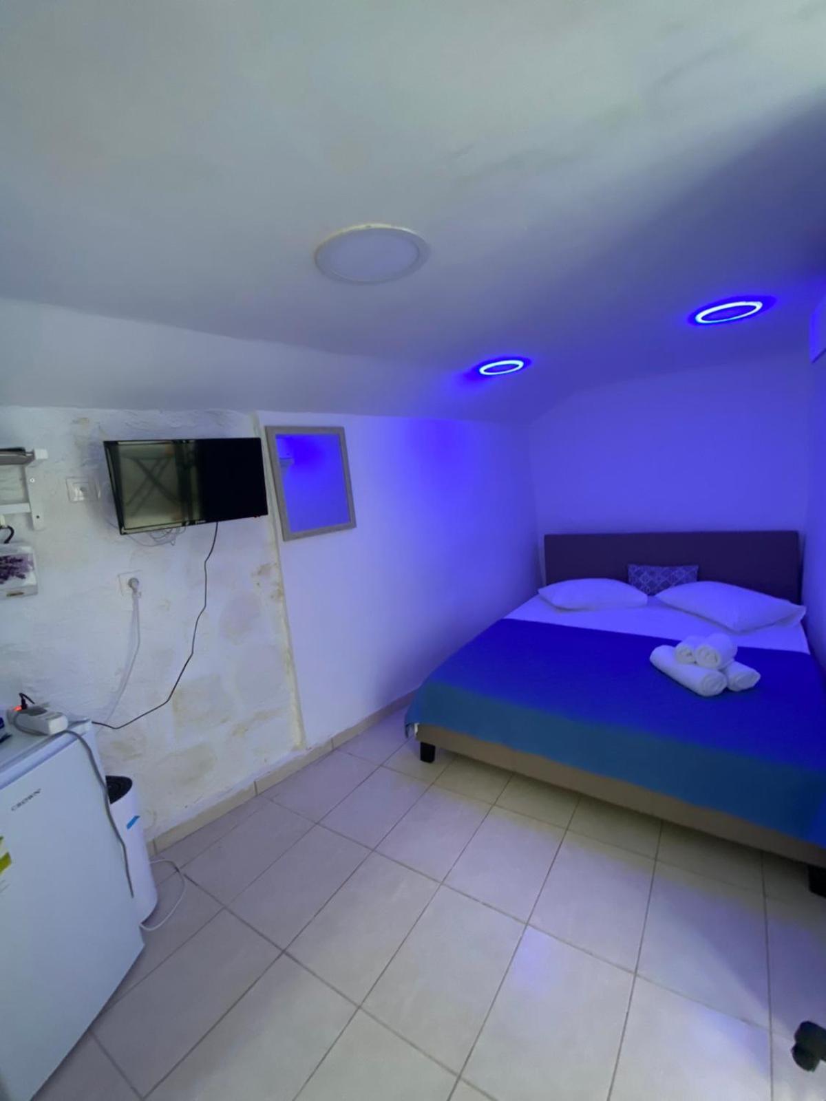 Tolos Budget Rooms Loggos Longós Стая снимка