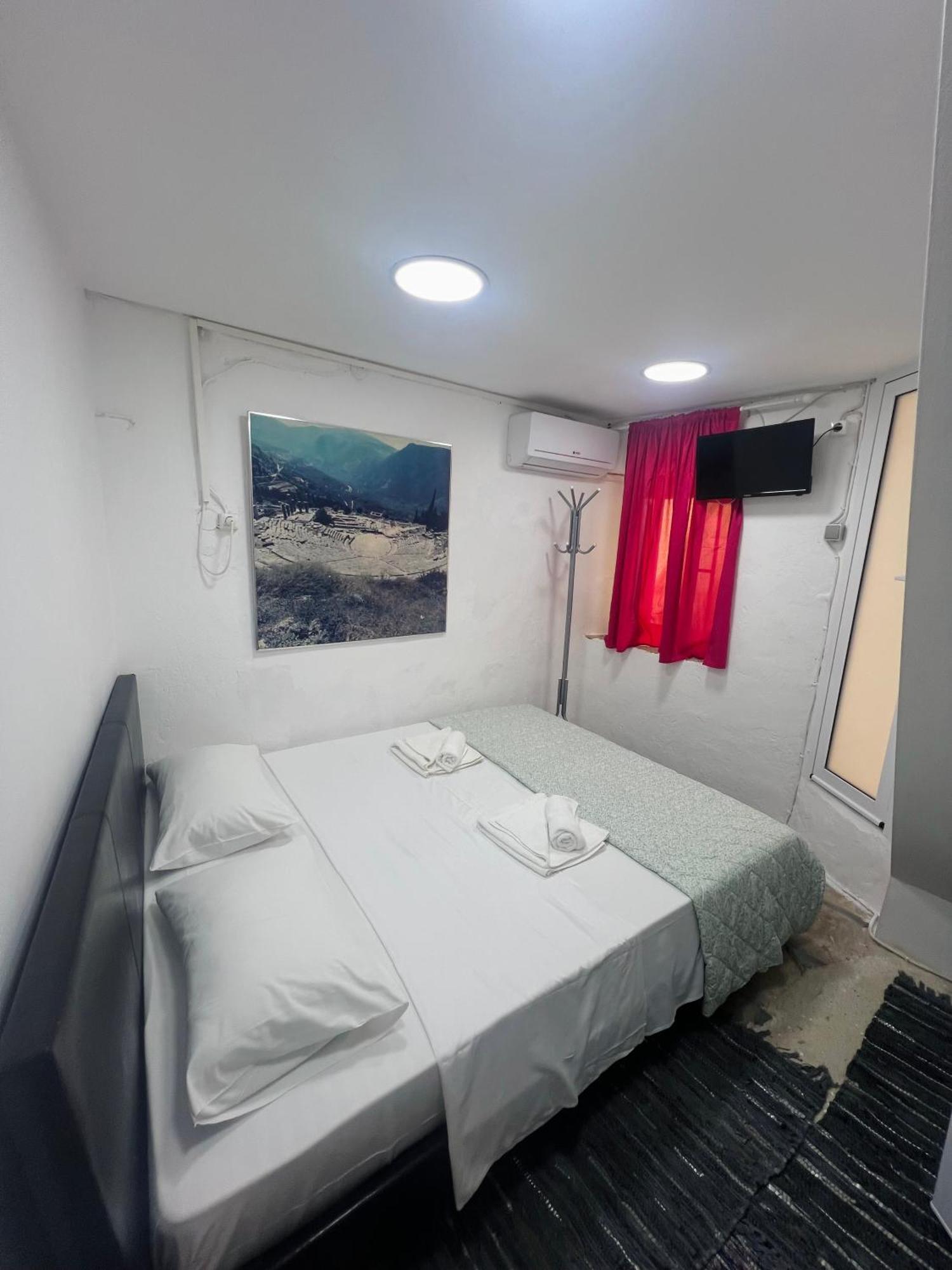 Tolos Budget Rooms Loggos Longós Стая снимка